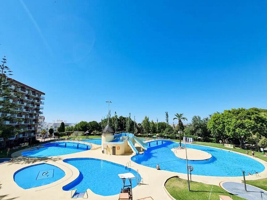 Minerva Estudio Suite La Biznaga , Beach And Pool Benalmádena Exteriör bild